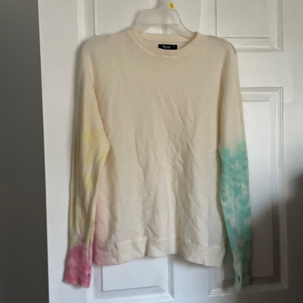 Cashmere sweater